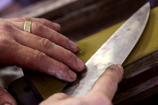 How To Sharpen a Kitchen Knife